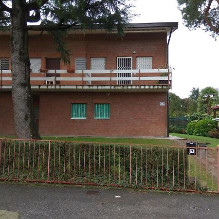 Sweet Home Castelletto sopra Ticino Exterior foto